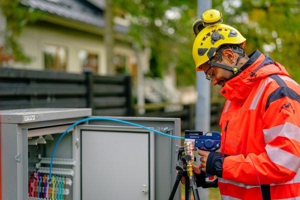 kuidun puhaltaminen jakokaapilla